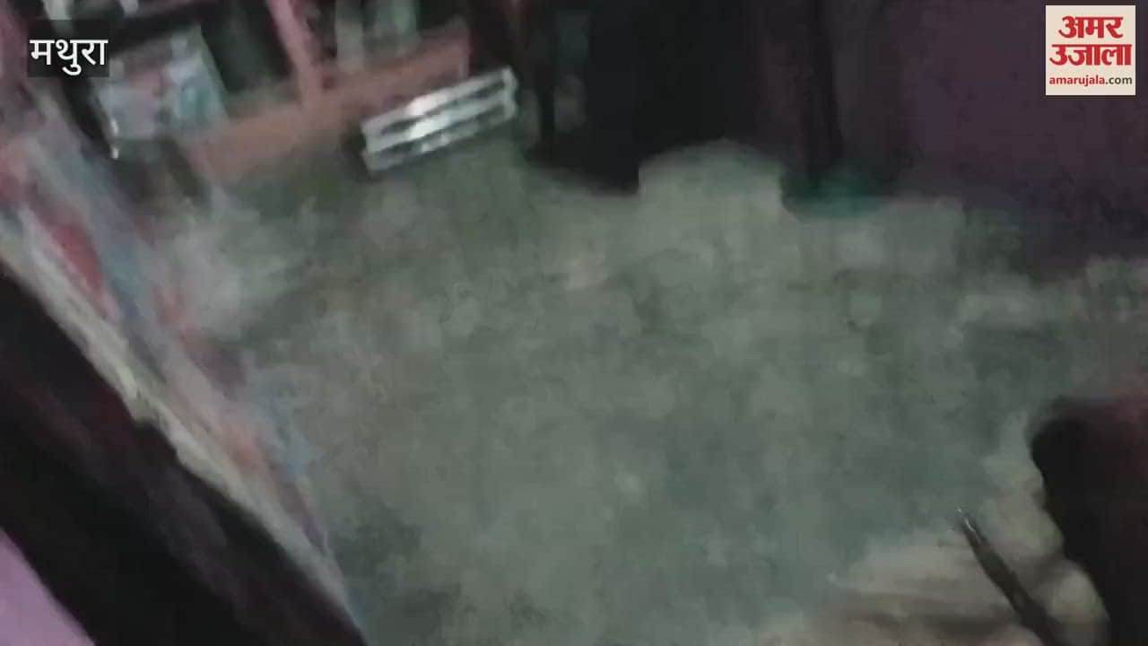 In Mathura cousin and uncle tied farmer with chains for not paying the loan