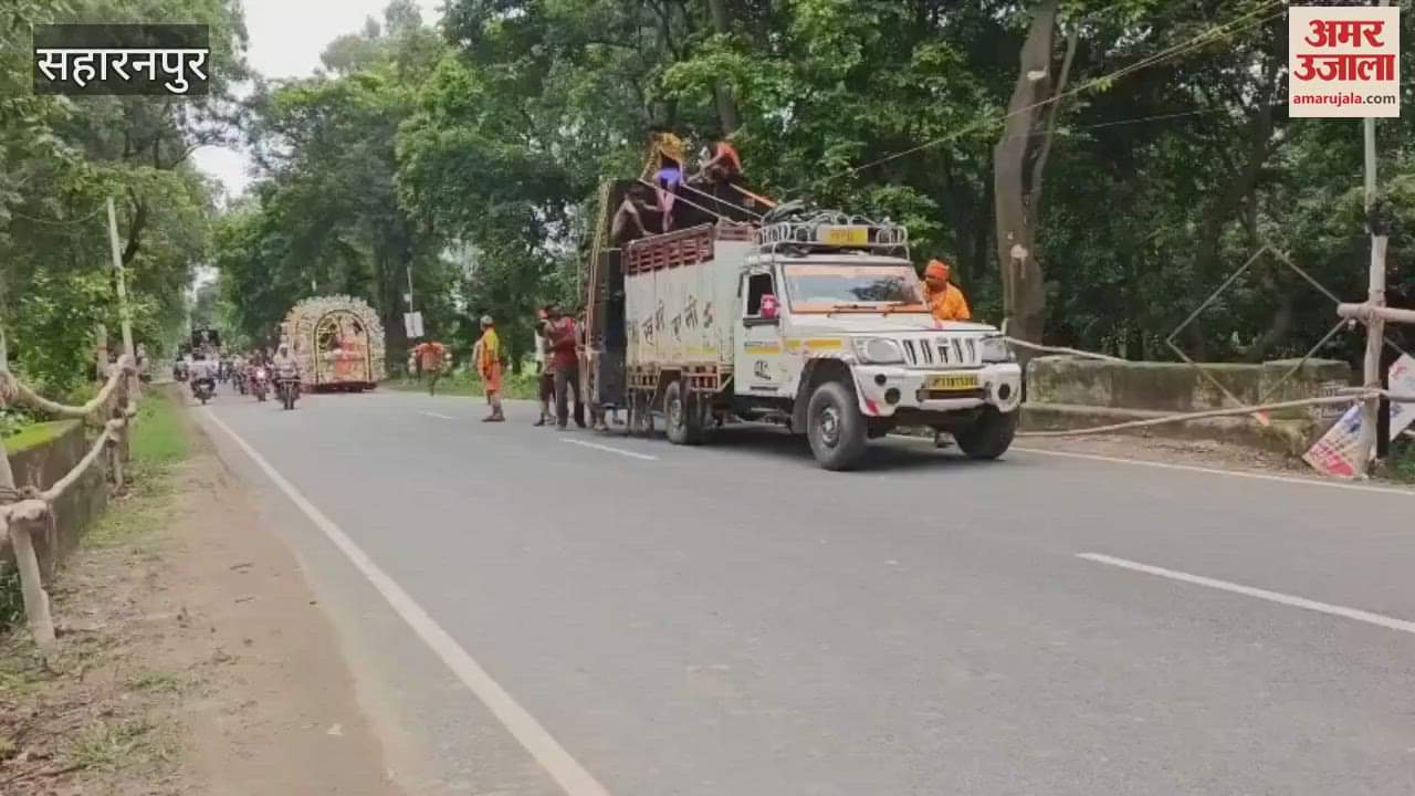 Kanwar Yatra: Young Kanwariyas running with Dak Kavad with faith and belief