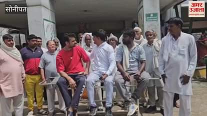 Protest held at Sonipat Civil Hospital regarding health facilities