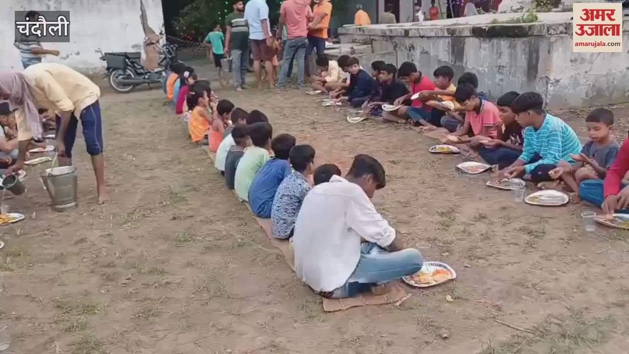 huge feast was organized after conclusion of Hari Kirtan at Shri Hanuman Temple