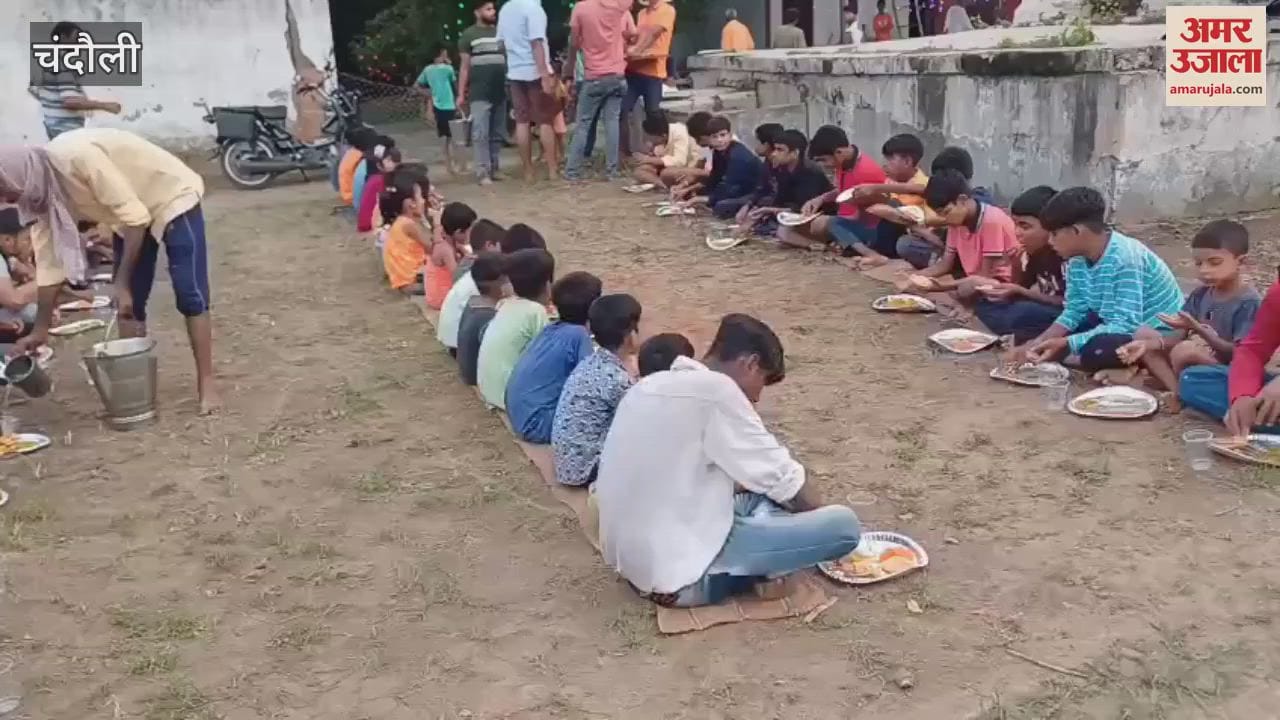 huge feast was organized after conclusion of Hari Kirtan at Shri Hanuman Temple