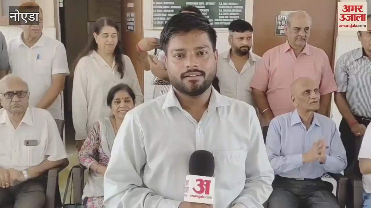 Bad condition of infrastructure in Noida Sector-19