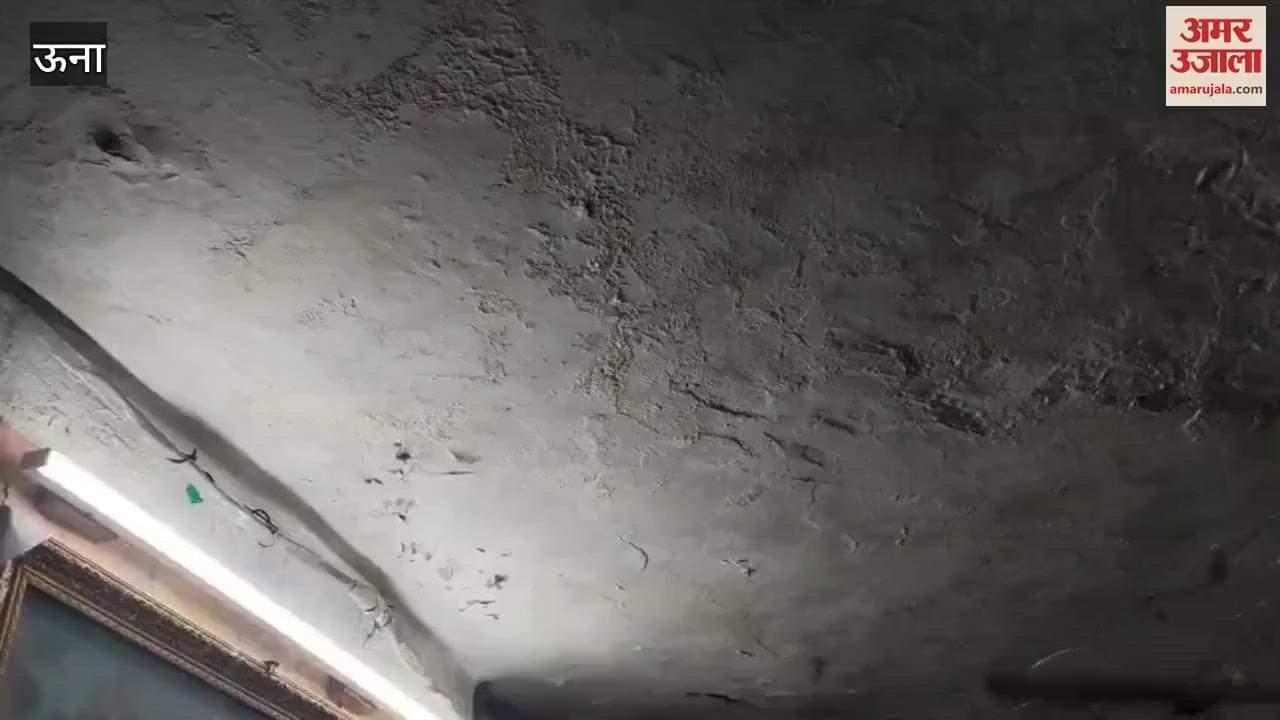 Una Control room of Chintapurni temple in danger Water dripping from the roof, on the verge of collapse