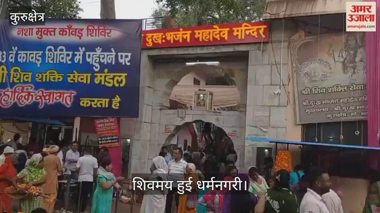 Devotess in temple on Shivratri