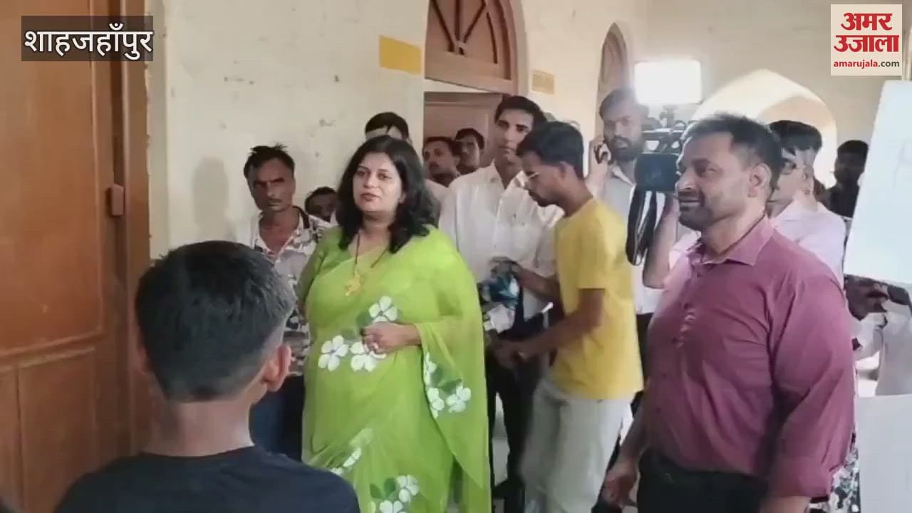 students showed their scientific talent in science exhibition in Shahjahanpur