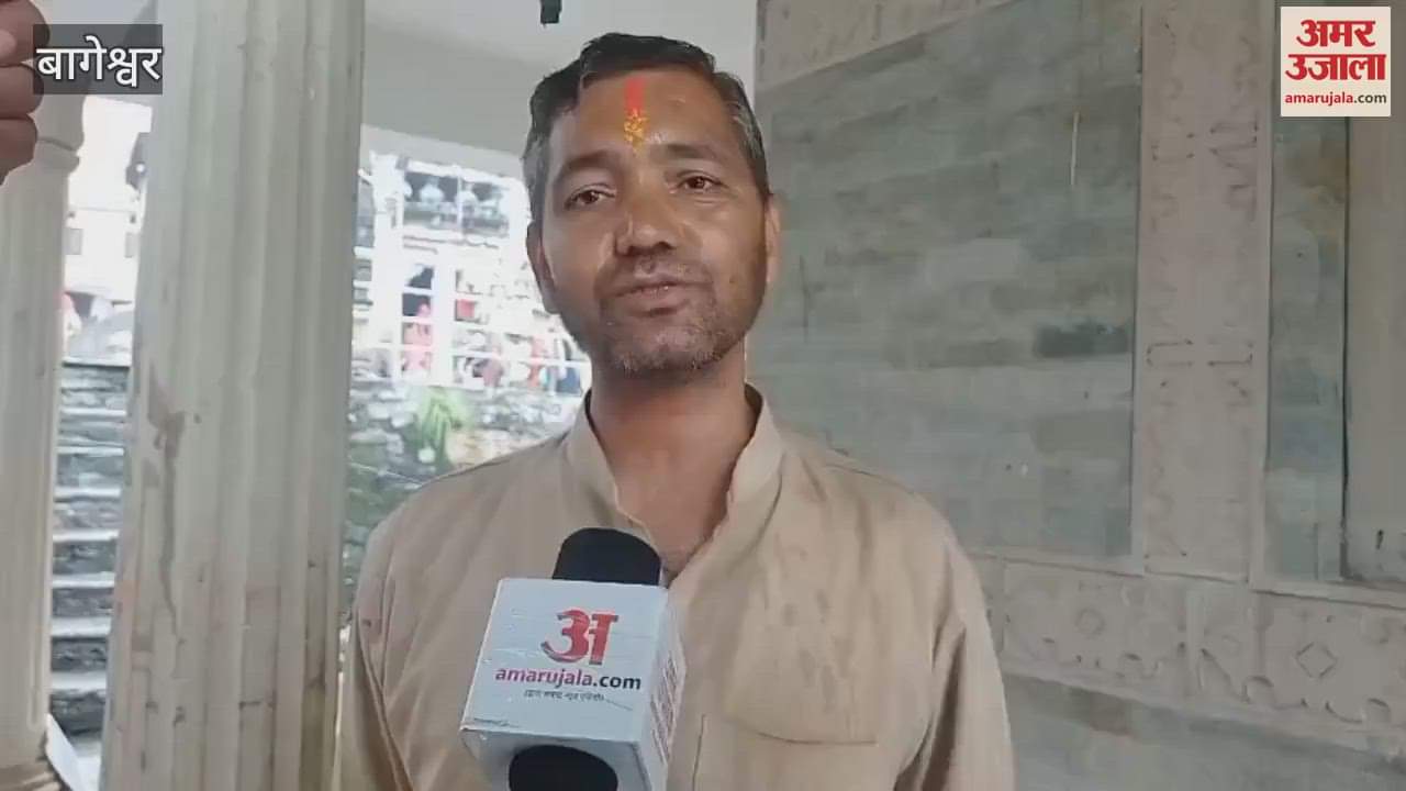Devotees gathered in Kalbhairav temple on the day of Kali Chaturdashi in bageshwar