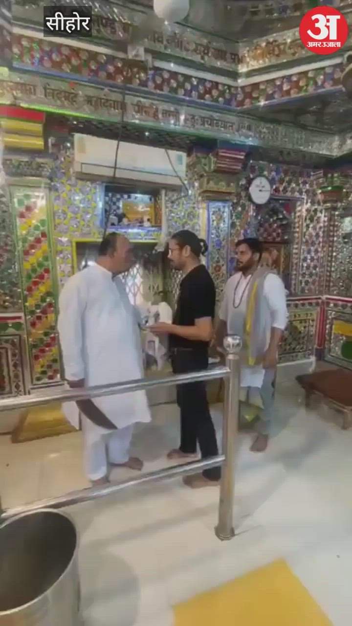 Sehore news: Man storms Chintaman Ganesh temple with weapon, threatens priest’s son over money dispute