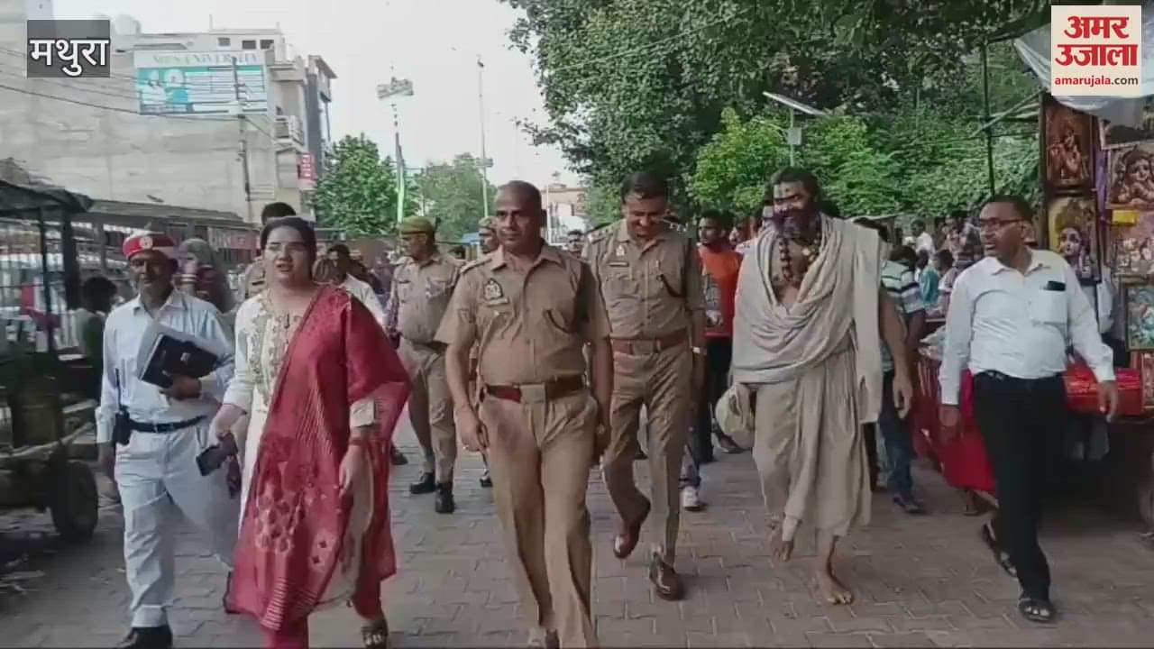 roads leading to temple in Barsana were made one-way on Hariyali Teej