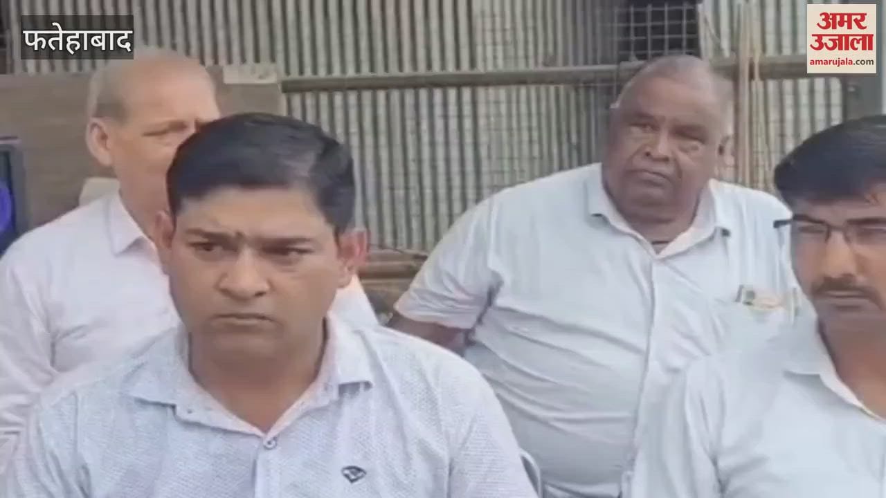 people of the city formed a parallel committee in cowshed controversy
