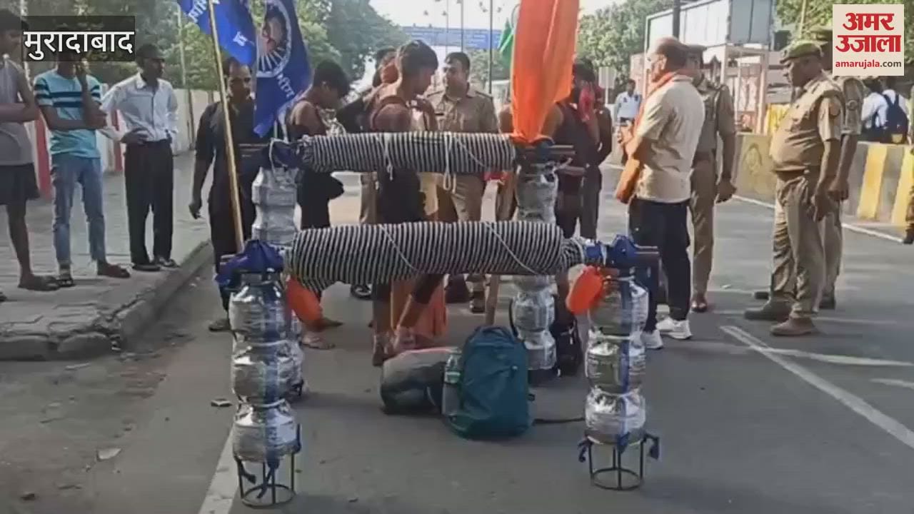 Kanwar of the devotees of Rampur-Milk was broken, a jam was created near Moradabad railway station