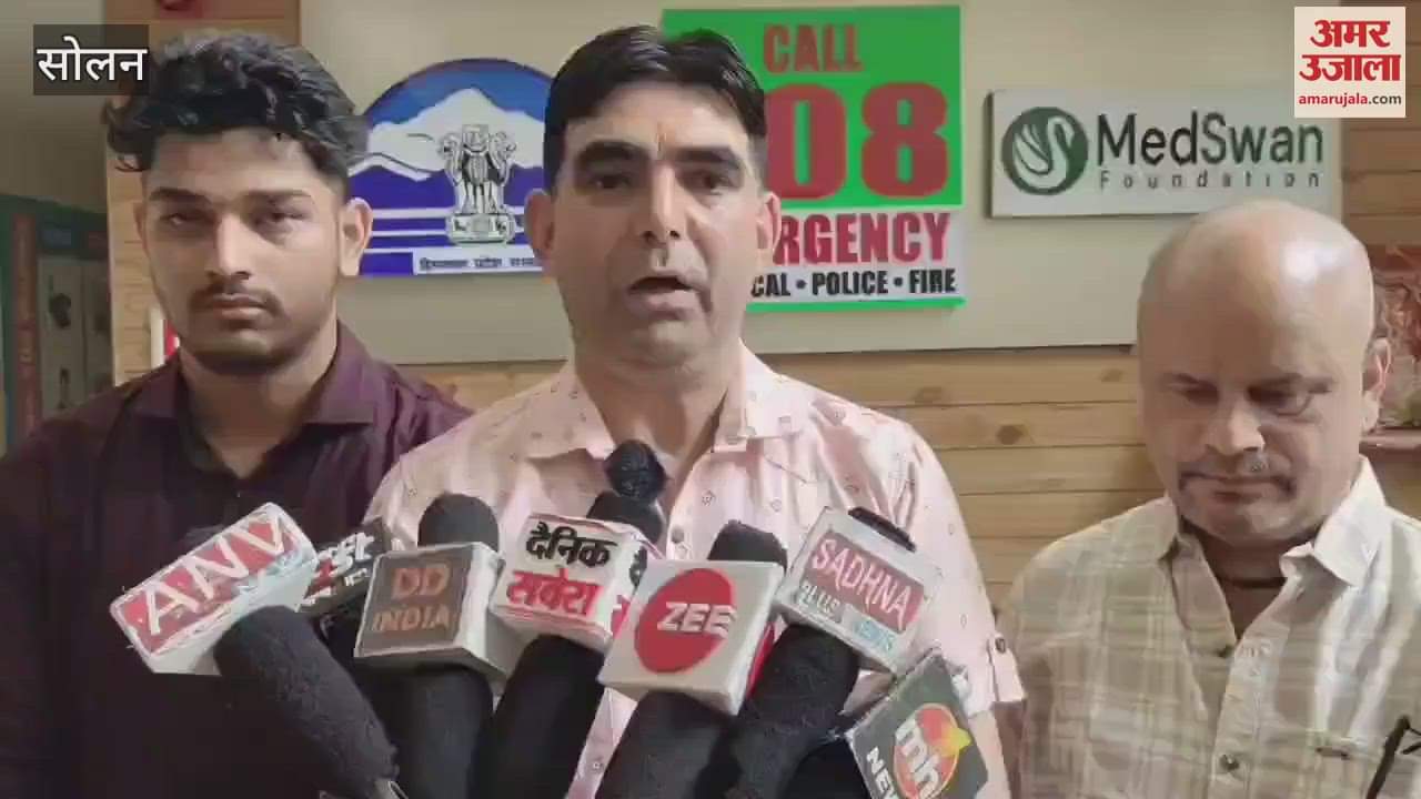 Solan Employees again accuse ambulance operating company of harassing them