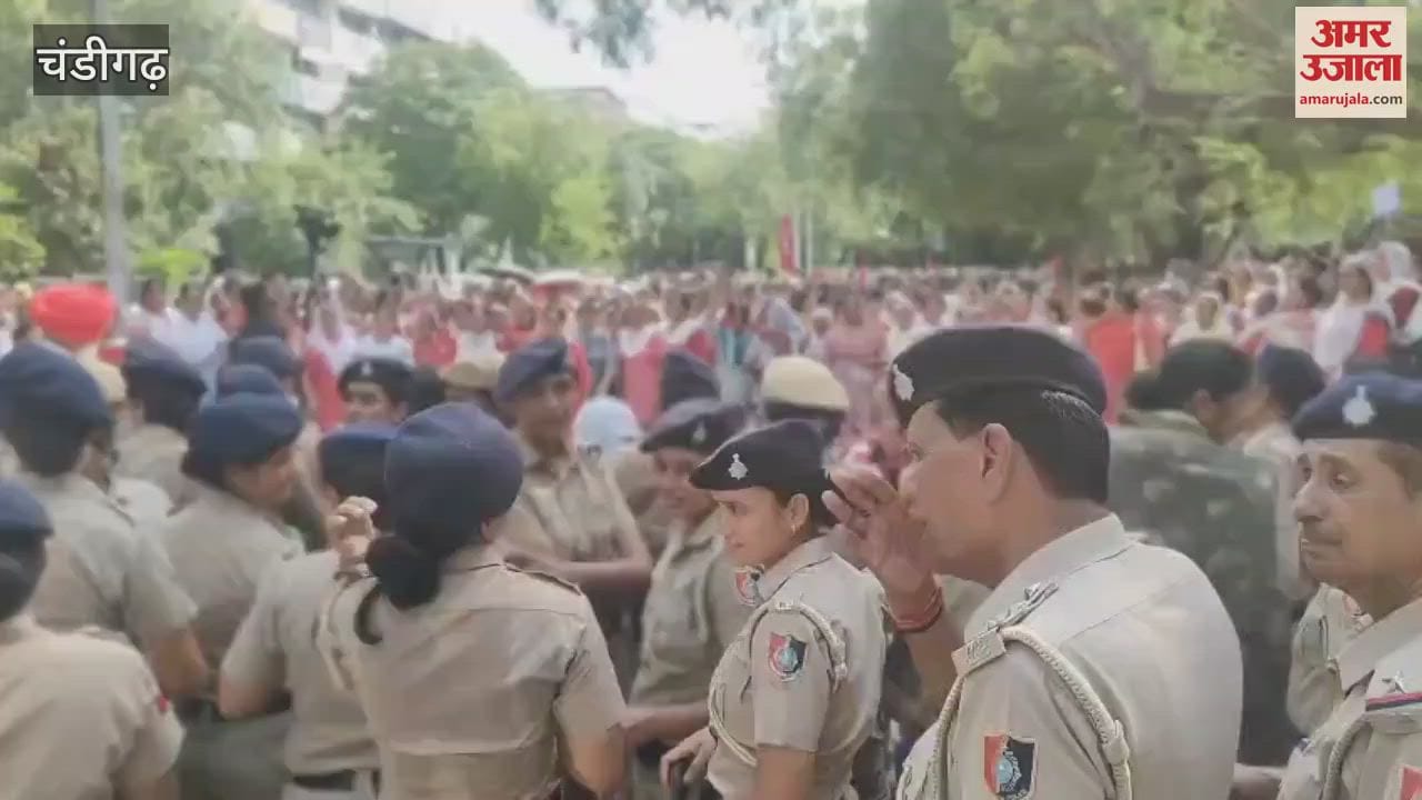 Punjab Anganwadi workers protest in Chandigarh