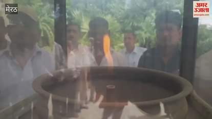 Meerut: Kargil Vijay Diwas, Akhand jyoti lights up at Shaheed smarak