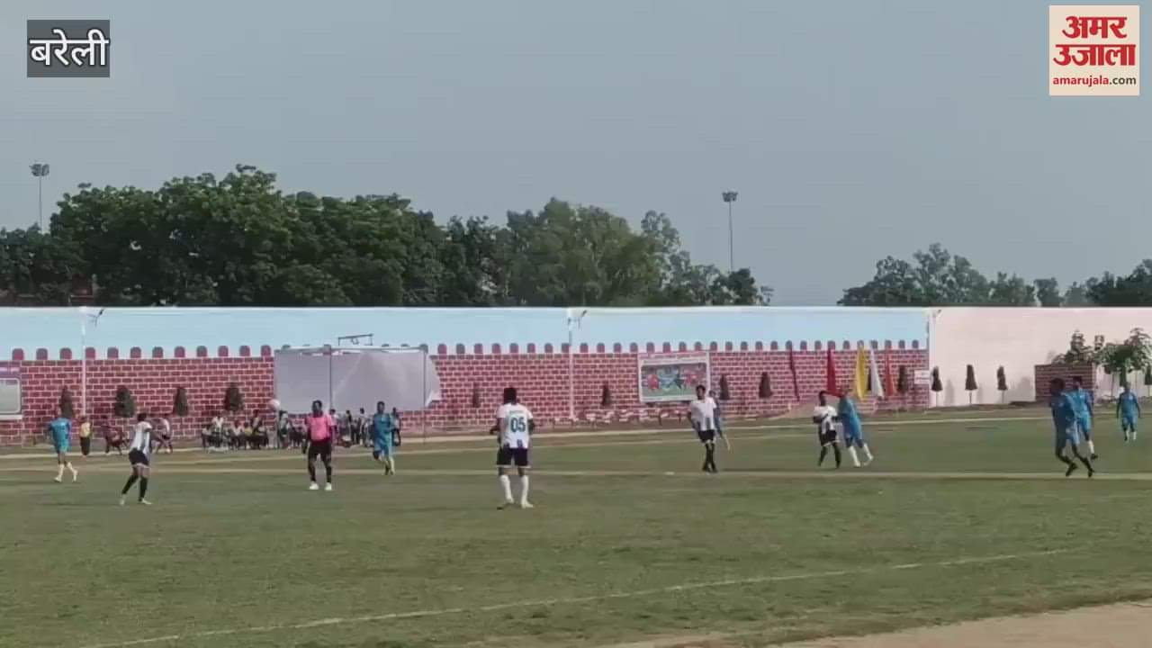 Gorakhpur zone team won the final match of UP police annual football competition