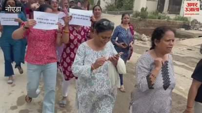 Dust, dirt and pollution in Greater Noida West make life miserable for people