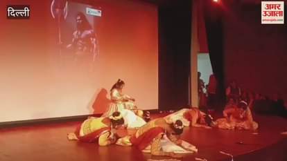 presentation of traditional folk dances enthralled the audience at the intimate festival organised at the Indian International Centre