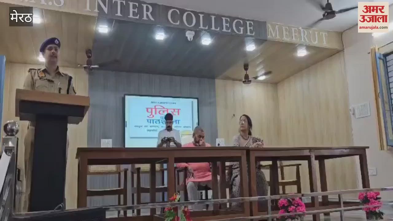 Police Pathshala Held at NAS Inter College by Amar Ujala Foundation, SP City Guides Students on Road Safety