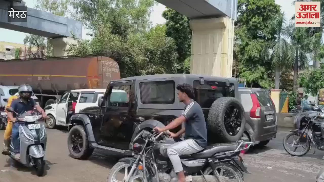Meerut: Delhi road jammed due to heavy vehicles, police personnel had to struggle