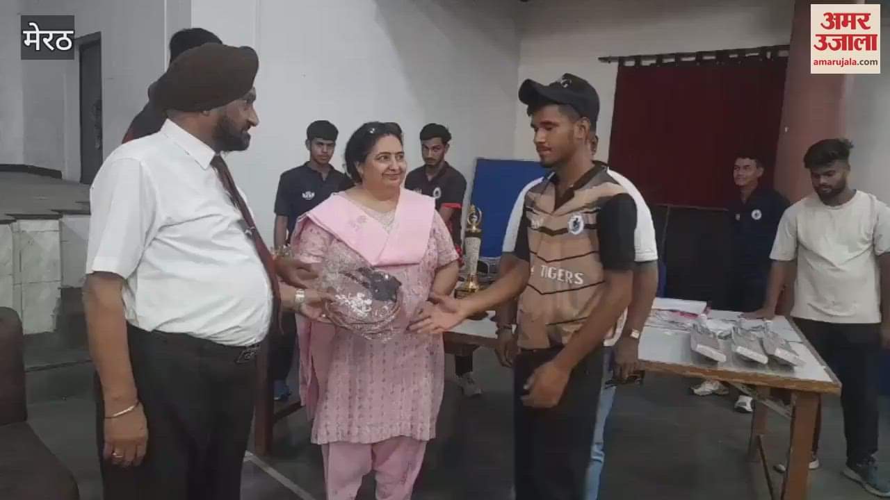 Meerut: GTB Warriors team was the winner in Vivek Pandey Memorial Cricket Tournament