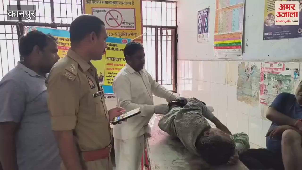 Two people including auto driver injured in collision with dumper