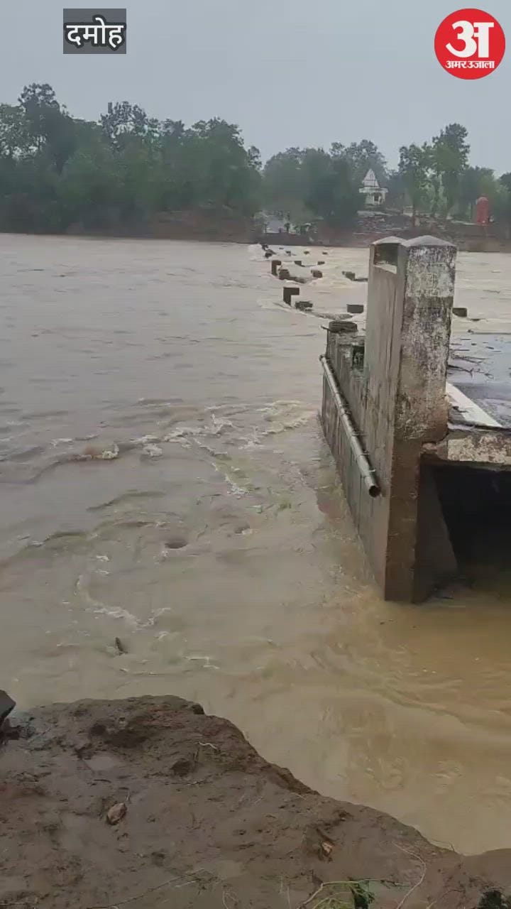 Many roads in the district are closed due to flood in Byarma river