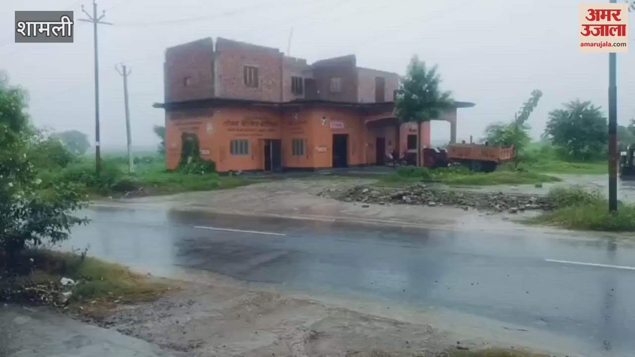 Light Rain in Shamli Brings Relief from Heat; Slows Down Vehicular Movement