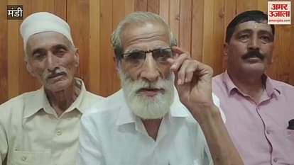 Mandi Sarva Devta Seva Samiti gave nine lakh rupees to the disaster affected people