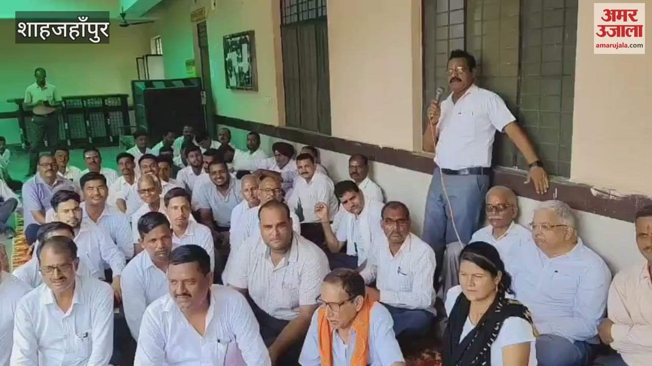 lawyers protest continues in Puwayan Shahjahanpur