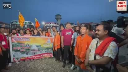 Group of devotees before departure for Old Amarnath Yatra