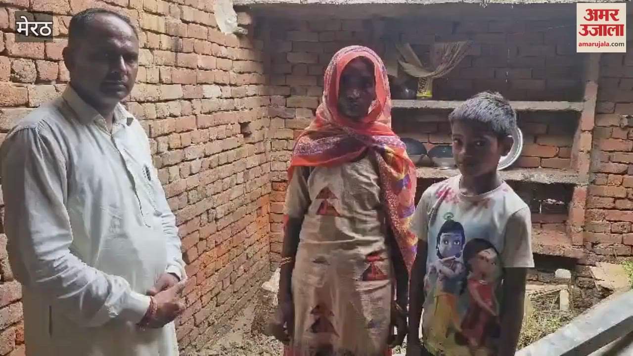 House Roof Collapses Due to Rain in Kishorpur, Hastinapur; Family Narrowly Escapes
