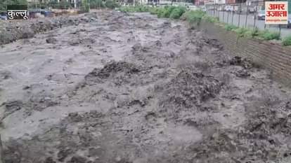 Kullu Water level of rivers and streams increased due to continuous rain alert issued