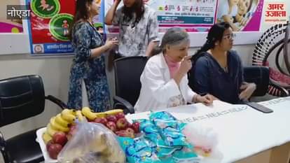 Awareness program in district hospital Noida women explained importance of mother milk