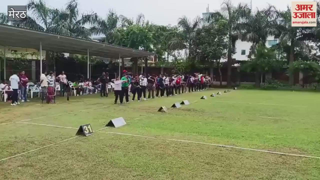 Meerut Sports: Players took aim in the final of the four-day archery competition being held at Satyakam International School