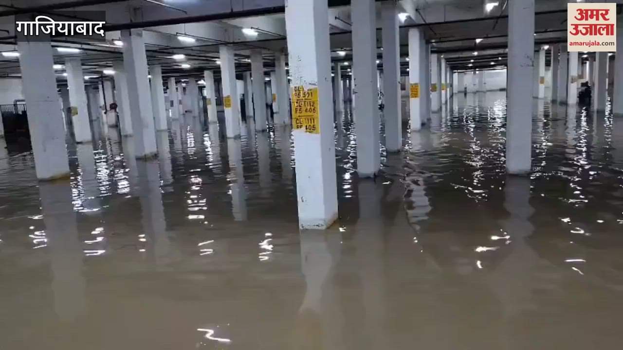 Basement of Prateek Grand Society became pond again and water filled in Gandhi Nagar too