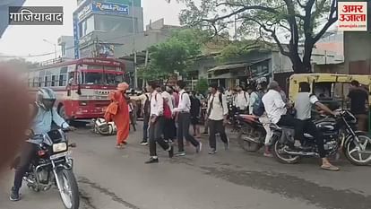 Fraudsters Dressed As Sadhus Duped A Young Man And Stole His Gold Ring – Amar Ujala Hindi News Live