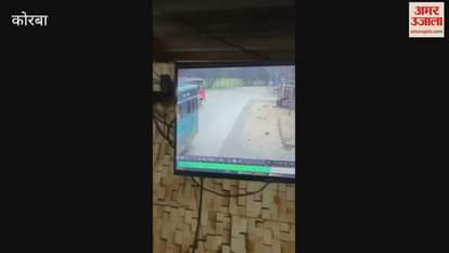 Two bikes collided violently while trying to overtake in Korba