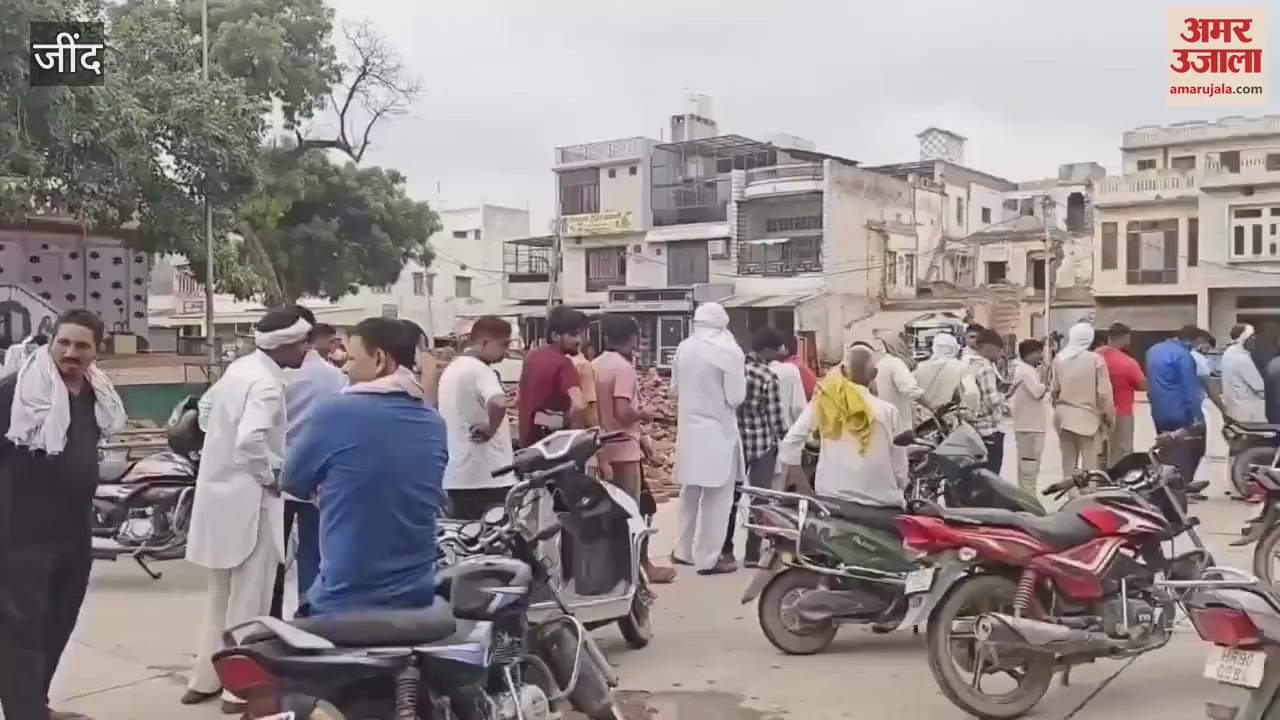 Sale of urea fertilizer started in Jind's Uchana, 10 bags available on one Aadhar card