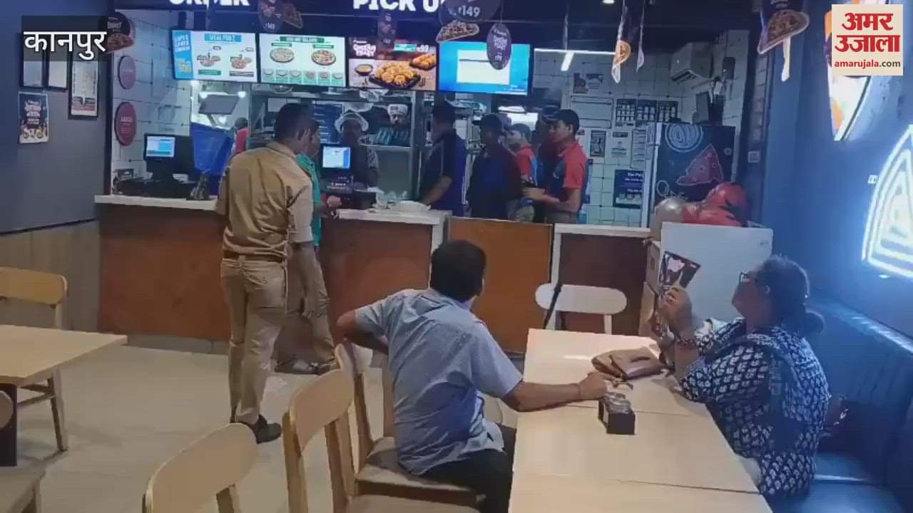 Woman ordered veg garlic bread online but it turned out to be non-veg