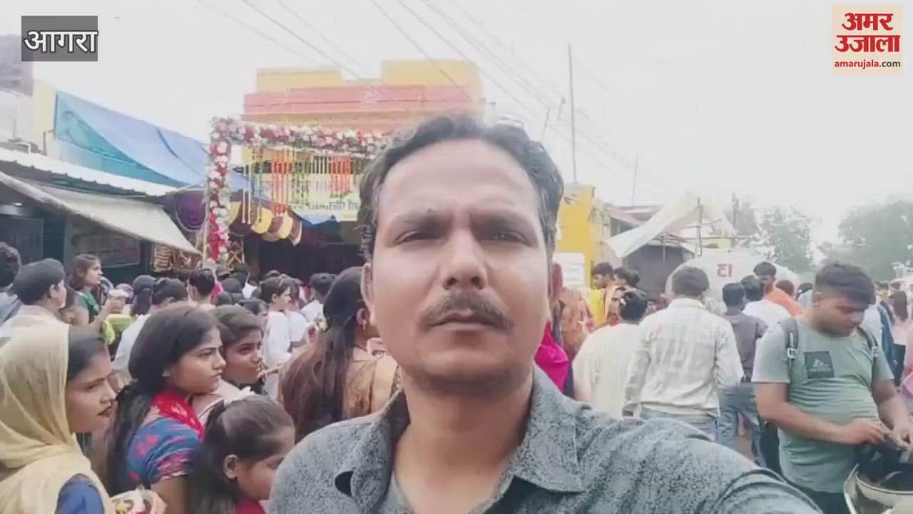 On the fourth Monday of Sawan, a huge crowd of devotees gathered at Prithvinath Mahadev Temple