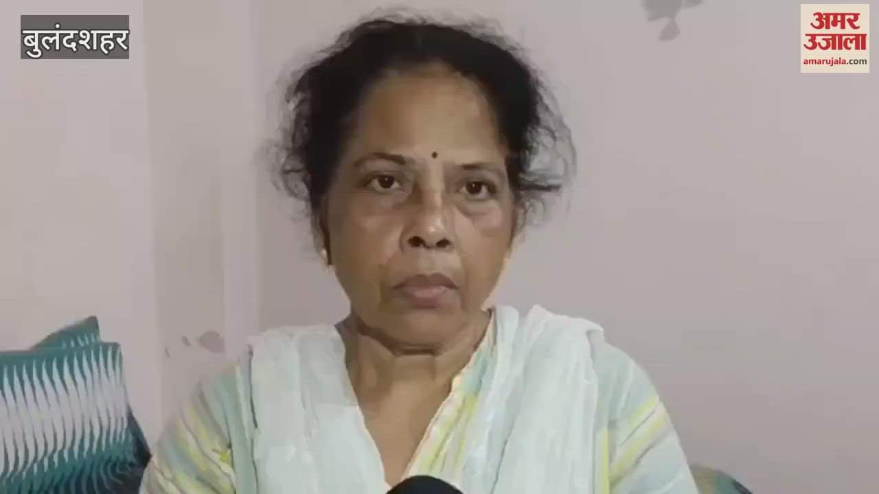 Fed up with wife a bank employee committed suicide by consuming poison in a hotel room