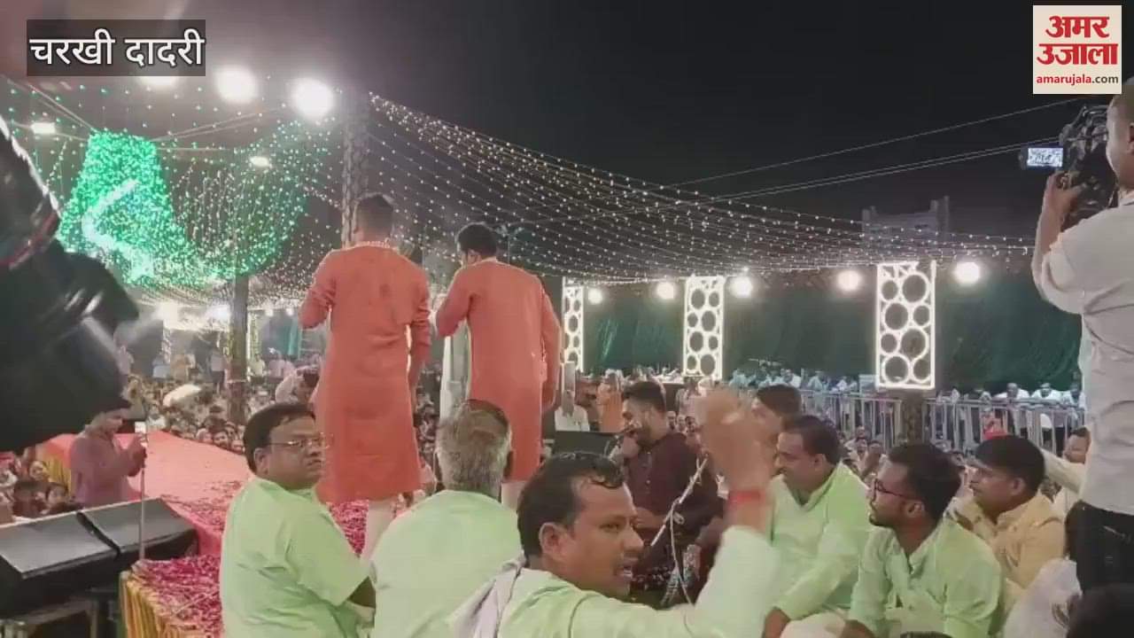 Devotees danced to the hymns of Baba Shyam at the Manuhar Festival in Charkhi-Dadri