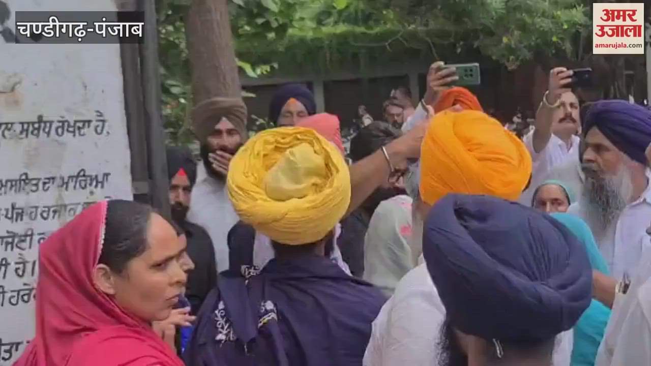heated debate ensues between Khalistani supporter Amritpal's mother and ADCP