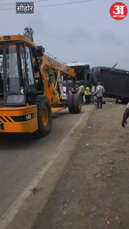 Sehore news: Chartered Bus Overturns on Bhopal-Indore Highway; Two Dozen Injured