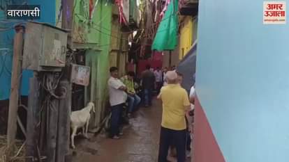 Ganga water level is rising in Varanasi cremation site changed