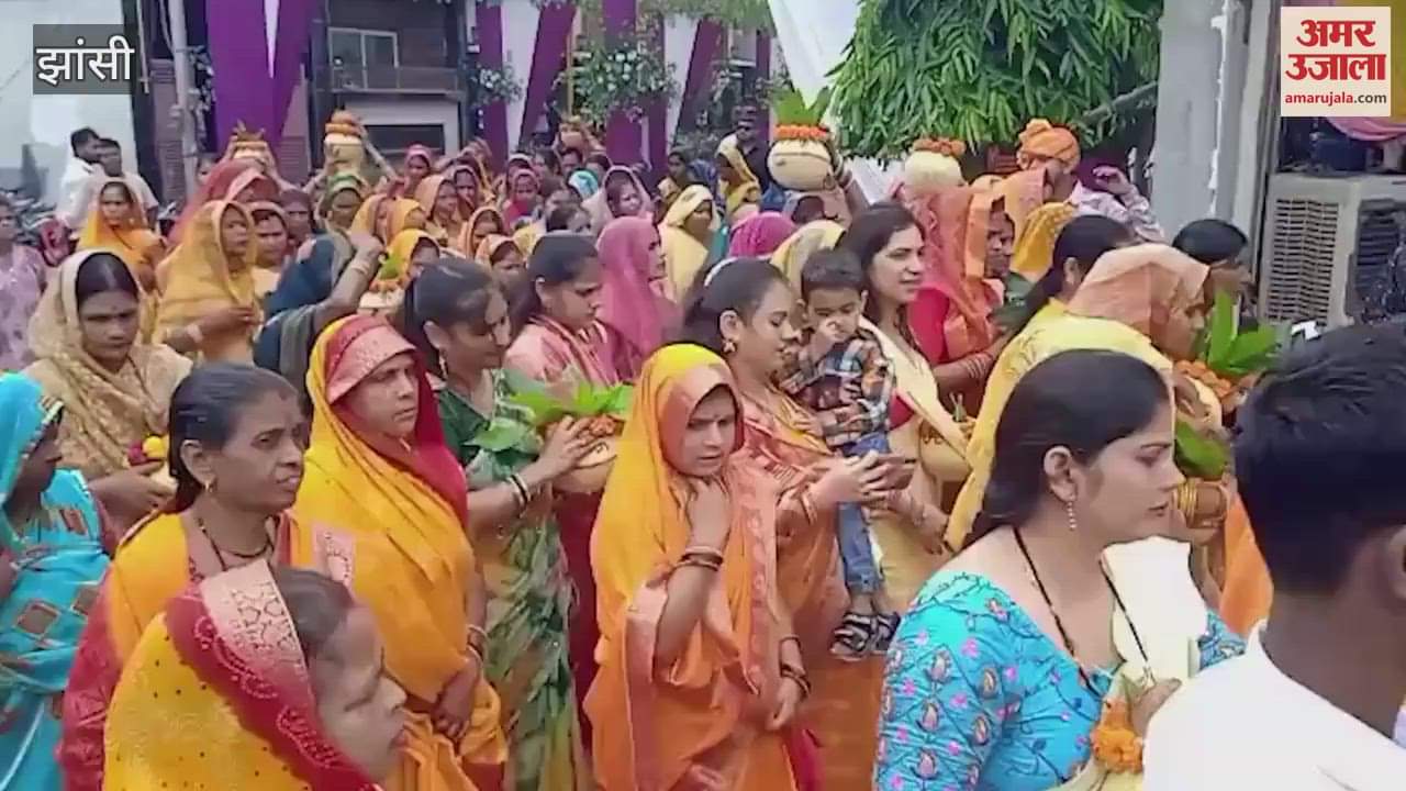 Shivling construction Kalash Shobha Yatra taken out