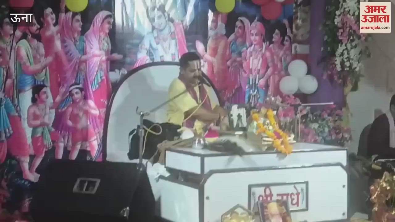 Una Emotional description of Govardhan Leela in Lakshmi Narayan Temple Chowkimanayar