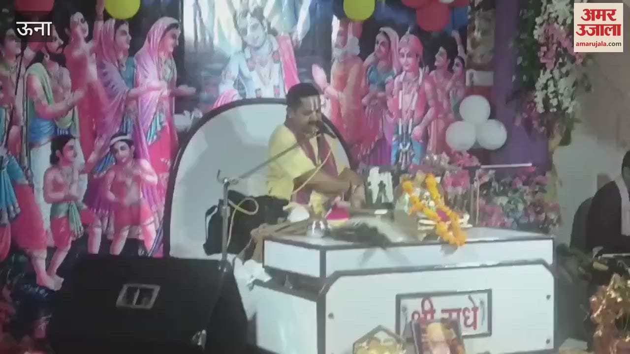 Una Emotional description of Govardhan Leela in Lakshmi Narayan Temple Chowkimanayar