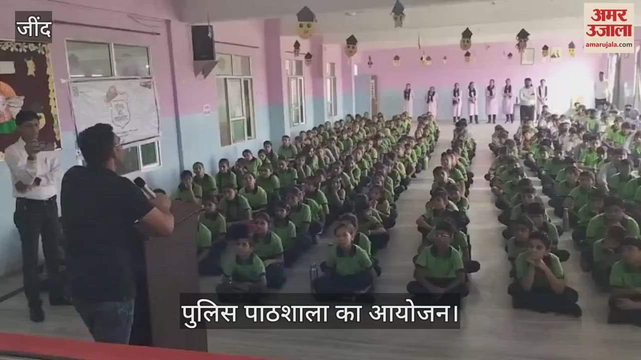 Police school organized in Woodstock Public School