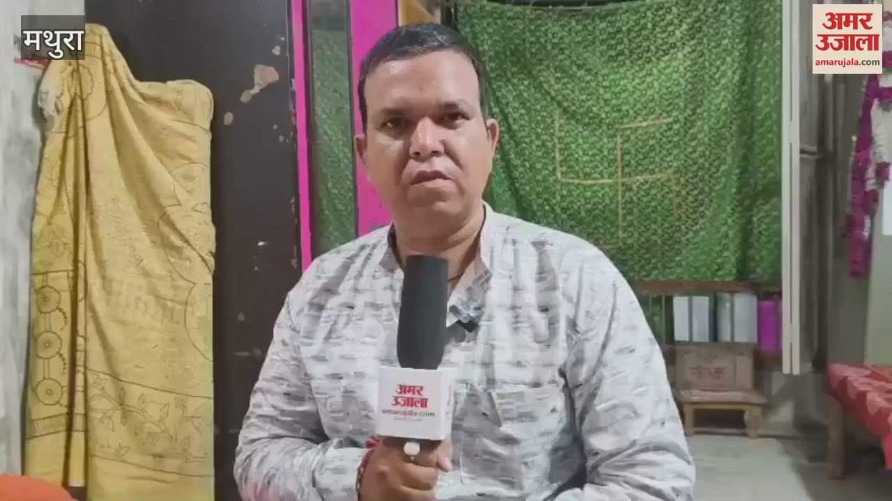 Sisters sent gold and silver rakhis for Banke Bihari