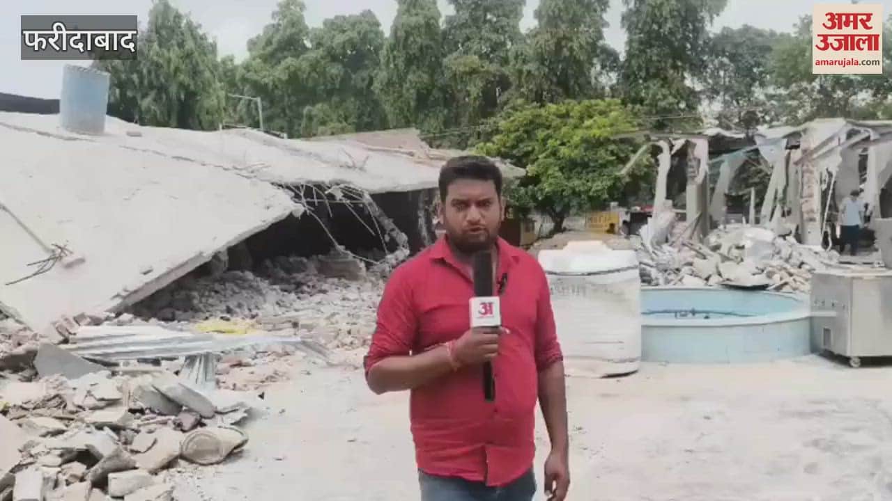 Bulldozers run on first night food street market in Faridabad